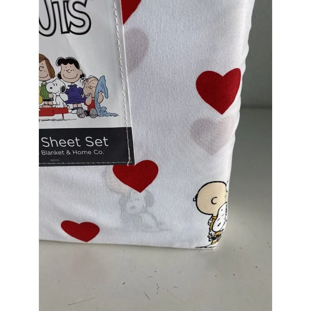 Peanuts Snoopy Charlie Brown‎ Red Hearts Valentines Day QUEEN Size Sheet Set NEW